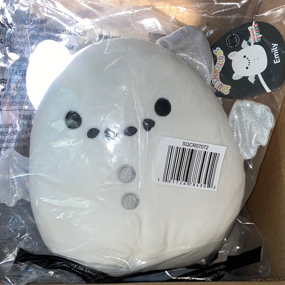Squishmallows Emily the bat select series plush